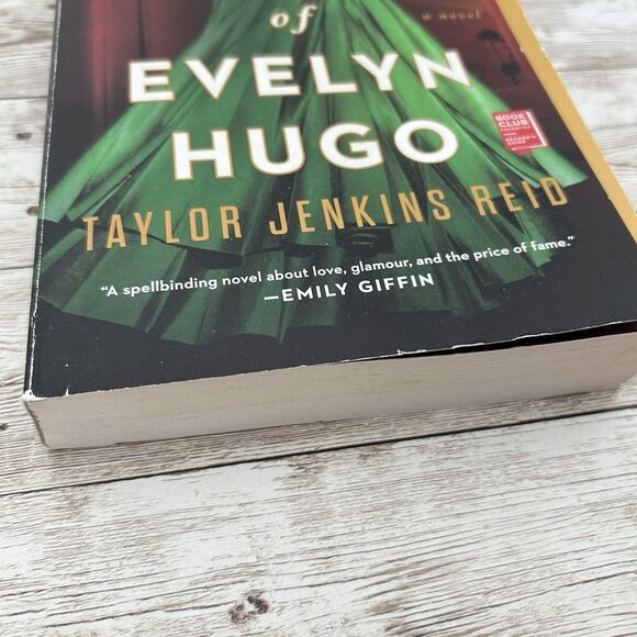 4/$25 Seven Husbands of Evelyn Hugo Novel by Taylor Jenkins Reid 2017 Paperback - Picture 5 of 7